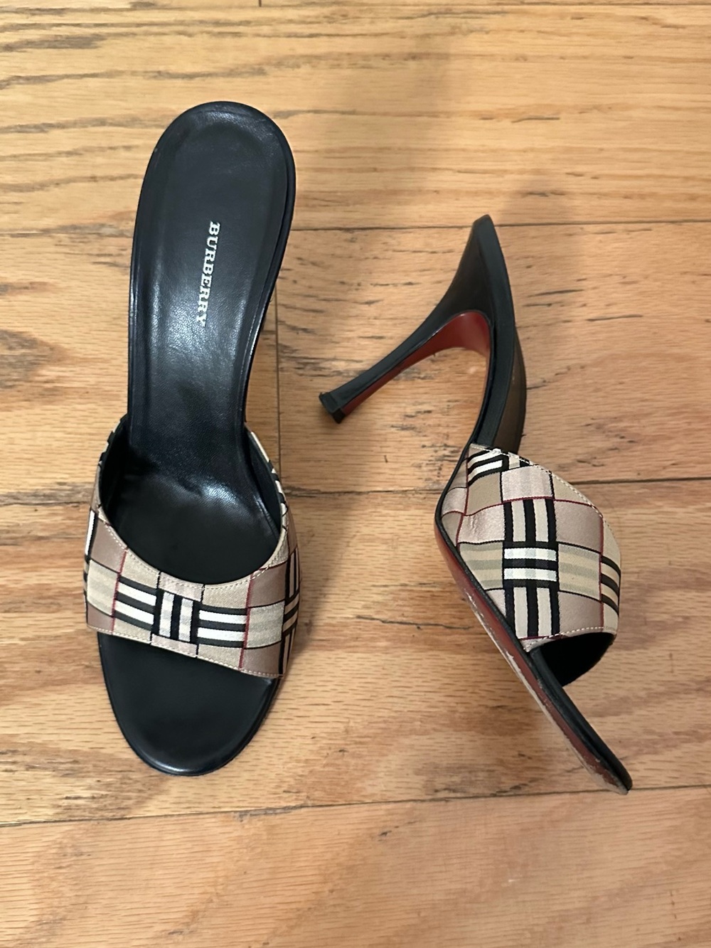 Burberry London Nova Check Plaid Canvas Leather Kitten Heel Slide Sandals 38 - Picture 4 of 15